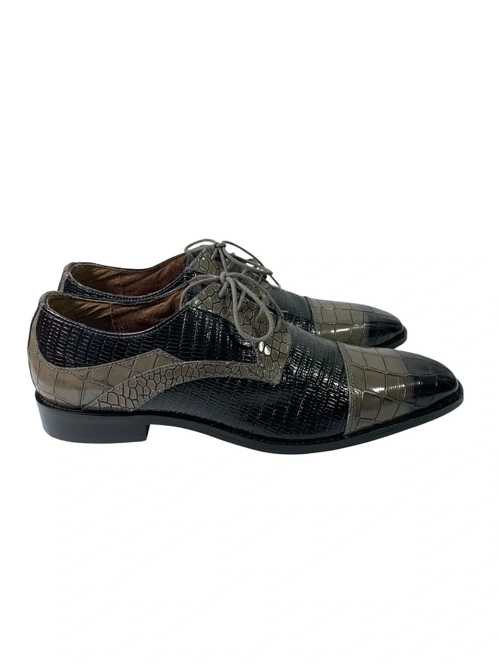 Stacy Adams striking pair
